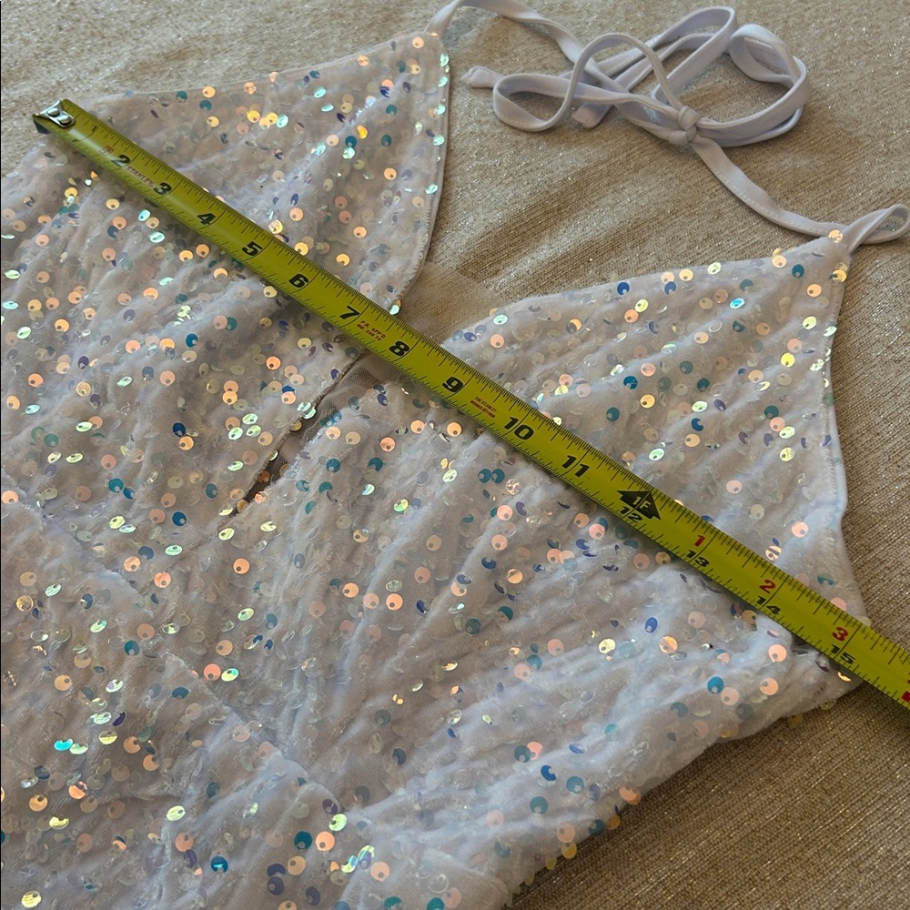 White Sequin Mini Dress Sleeveless Plunging V-Neck Mesh Yoke Back Lace Ties M - Picture 14 of 15